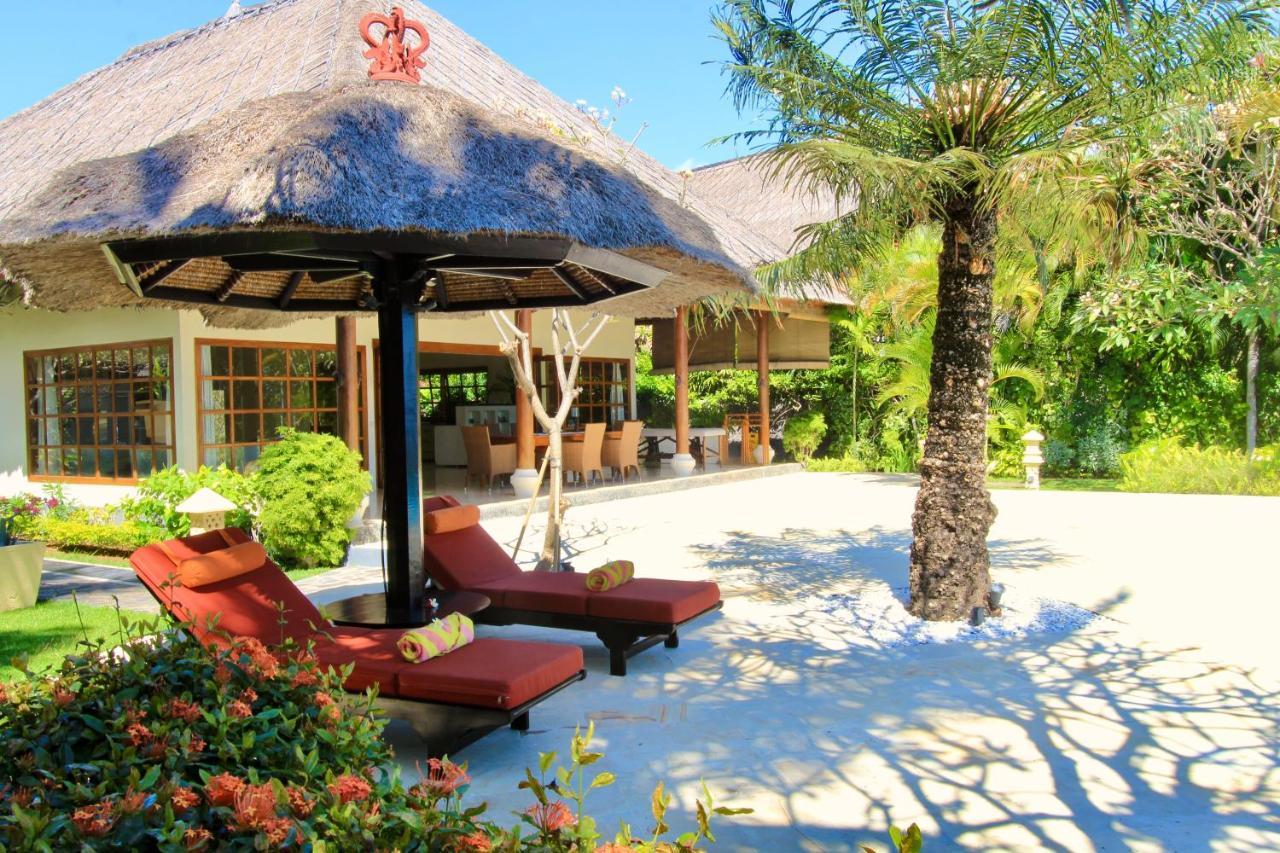 Villa Surgawi Lovina  Exterior photo